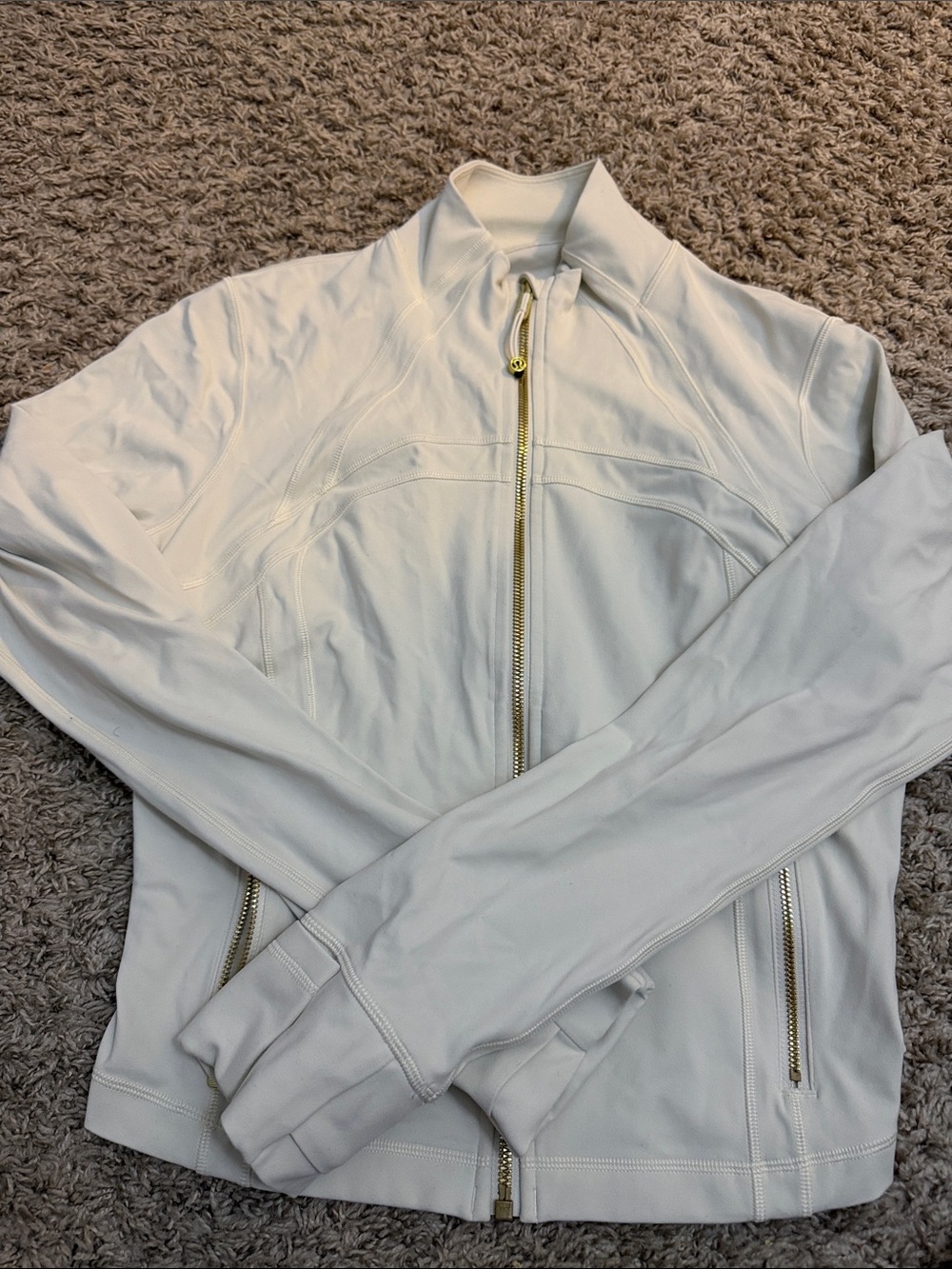 Light tan Lulu melon crop zip up jacket. AUTHENTIC